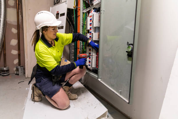 Best Affordable Emergency Electrician  in Newton, MS
