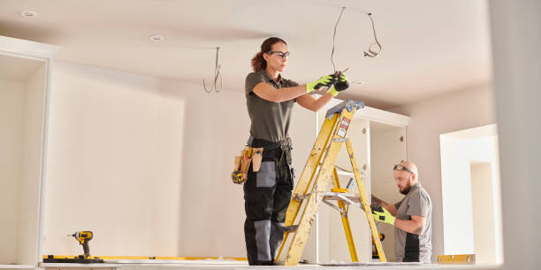 Best Affordable Electrician  in Newton, MS